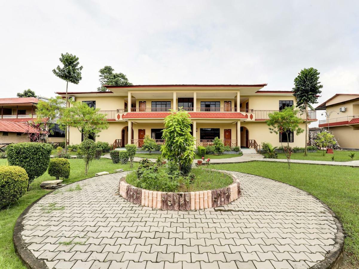 Hotel Wildlife Camp Sauraha Exterior foto